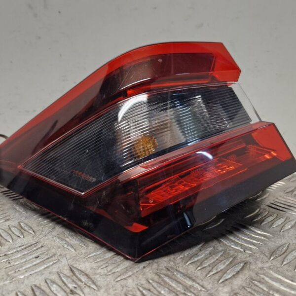 PILOTO TRASERO IZQUIERDO NISSAN JUKE (F16) [26555-6PA1B]