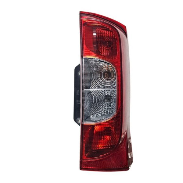 PILOTO TRASERO DERECHO PEUGEOT BIPPER [13204F]