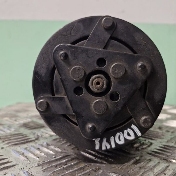 COMPRESOR AIRE ACONDICIONADO VOLKSWAGEN POLO IV (9N1) [6N0820803B]