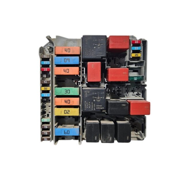 CAJA RELES / FUSIBLES PEUGEOT BIPPER [51781452]