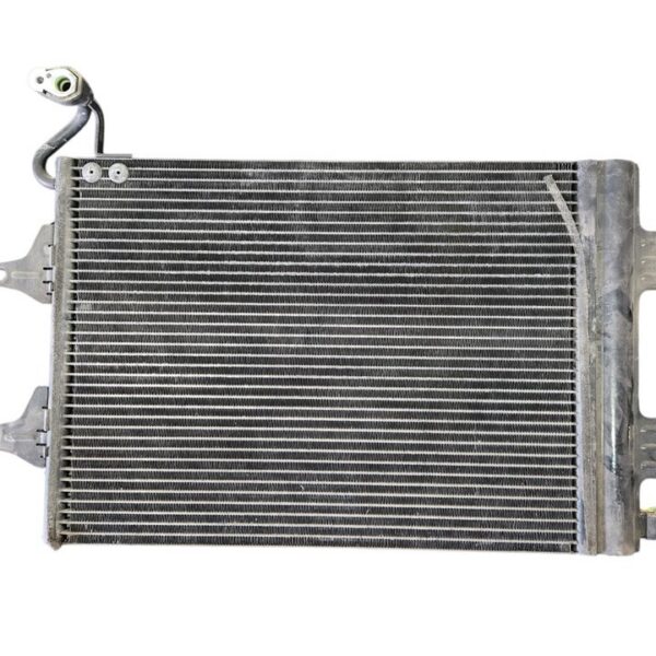 CONDENSADOR / RADIADOR AIRE ACONDICIONADO VOLKSWAGEN POLO IV (9N1) [6Q0820411E]