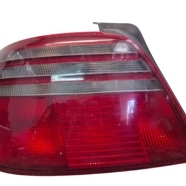 PILOTO TRASERO IZQUIERDO HONDA ACCORD BERLINA (CG7-9/CH1-7) [2VP236037010]