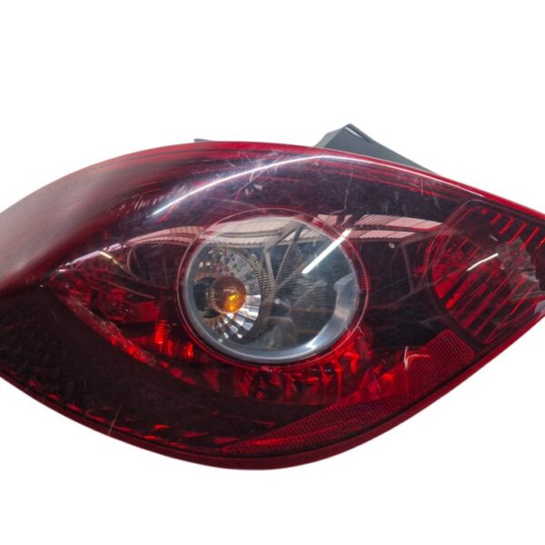 PILOTO TRASERO IZQUIERDO OPEL CORSA D [13242811]