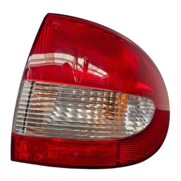 PILOTO TRASERO DERECHO RENAULT MEGANE I CLASSIC (LA0) [89301500]