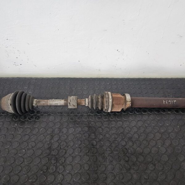 TRANSMISION DELANTERA DERECHA FORD FIESTA (CB1) [8V513B436HB]