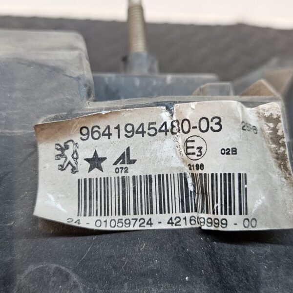 FARO ANTINIEBLA DERECHO PEUGEOT 407 [9641945480]