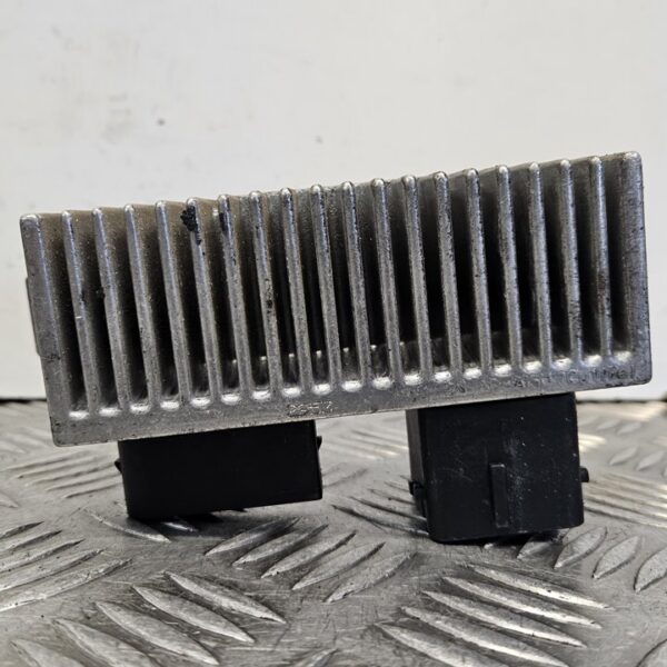CAJA PRECALENTAMIENTO NISSAN QASHQAI (J10) [8200558438A]