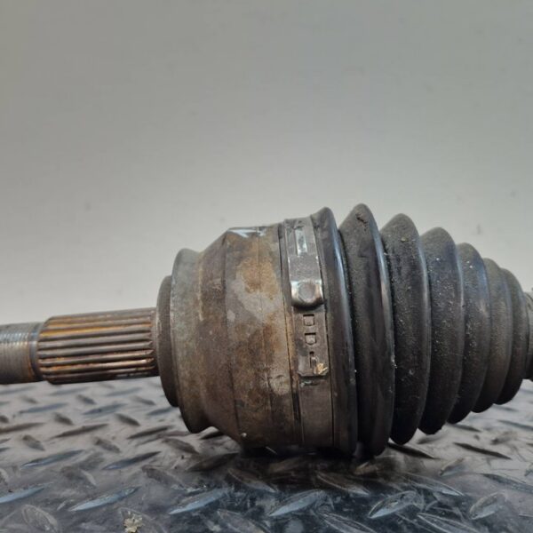 TRANSMISION DELANTERA IZQUIERDA FIAT GRANDE PUNTO (199) [55700614]