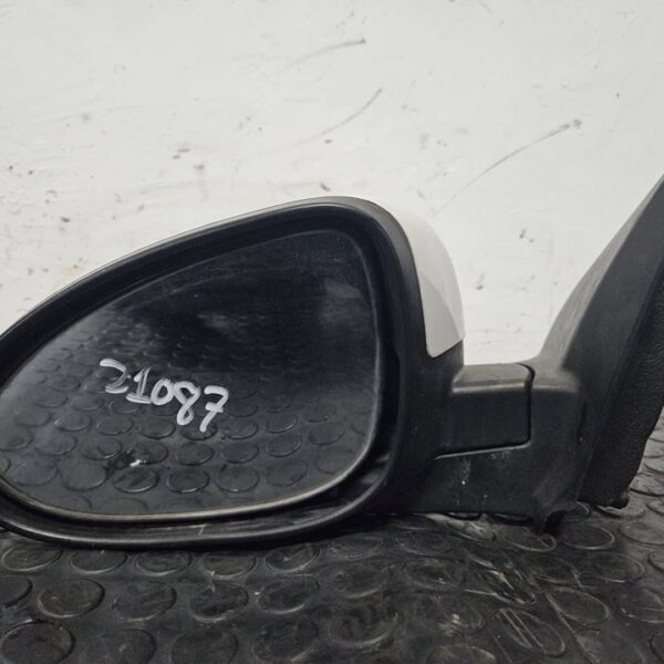 RETROVISOR IZQUIERDO CHEVROLET AVEO BERLINA [023437]