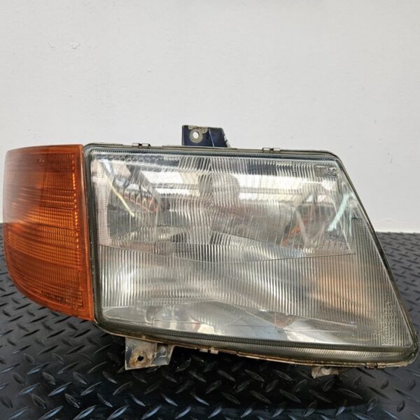 FARO DERECHO MERCEDES-BENZ VITO FURGÓN (638) [6388202061]