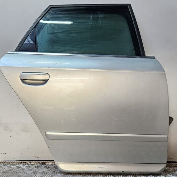 PUERTA TRASERA DERECHA SEAT EXEO BERLINA (3R2) [3R0833052]